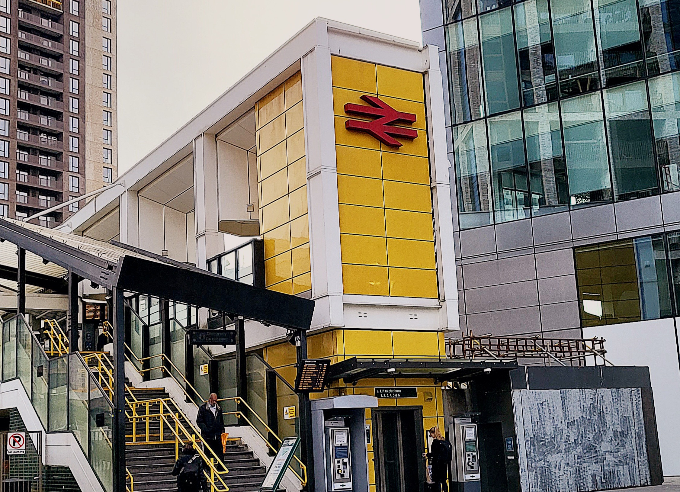 East Croydon Station National Rail