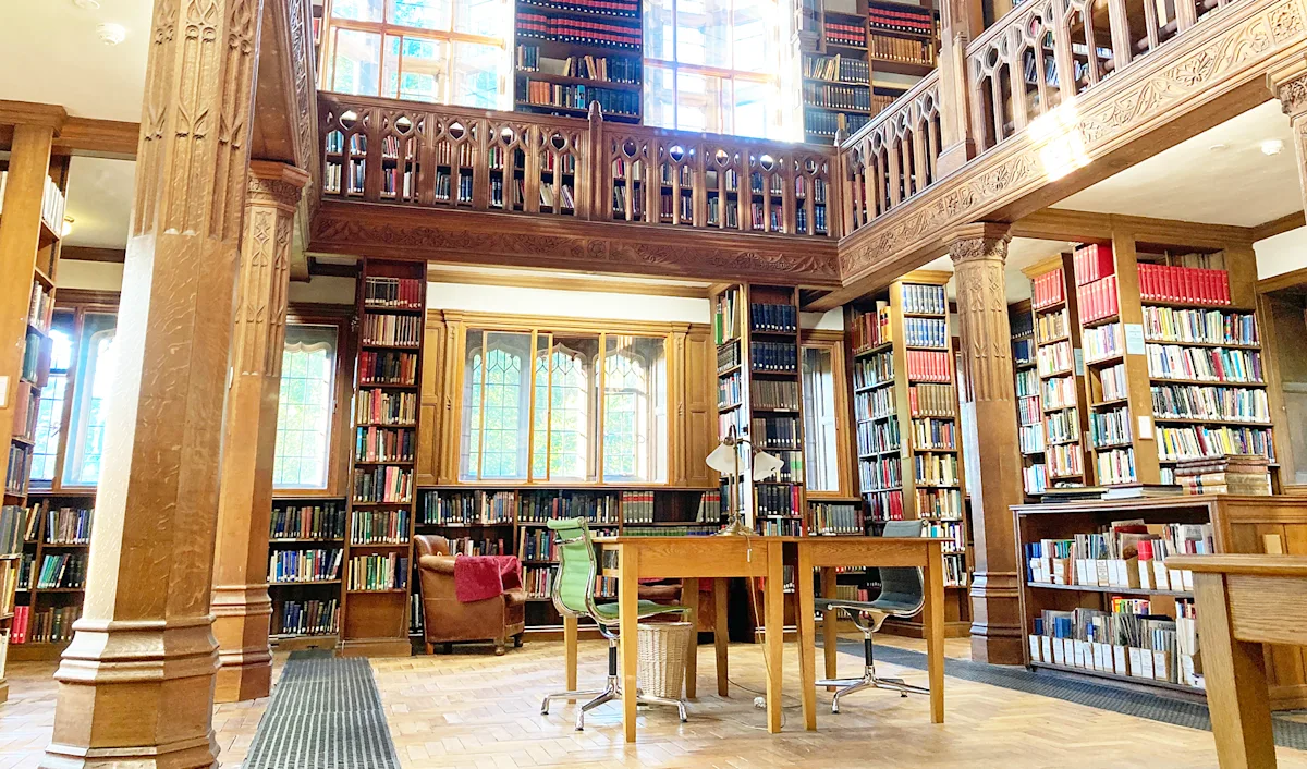 7 of the best libraries in Britain you need to visit | National Rail